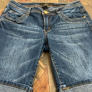 Southpole vintage Bermuda women's size 7 blue‎ jean shorts